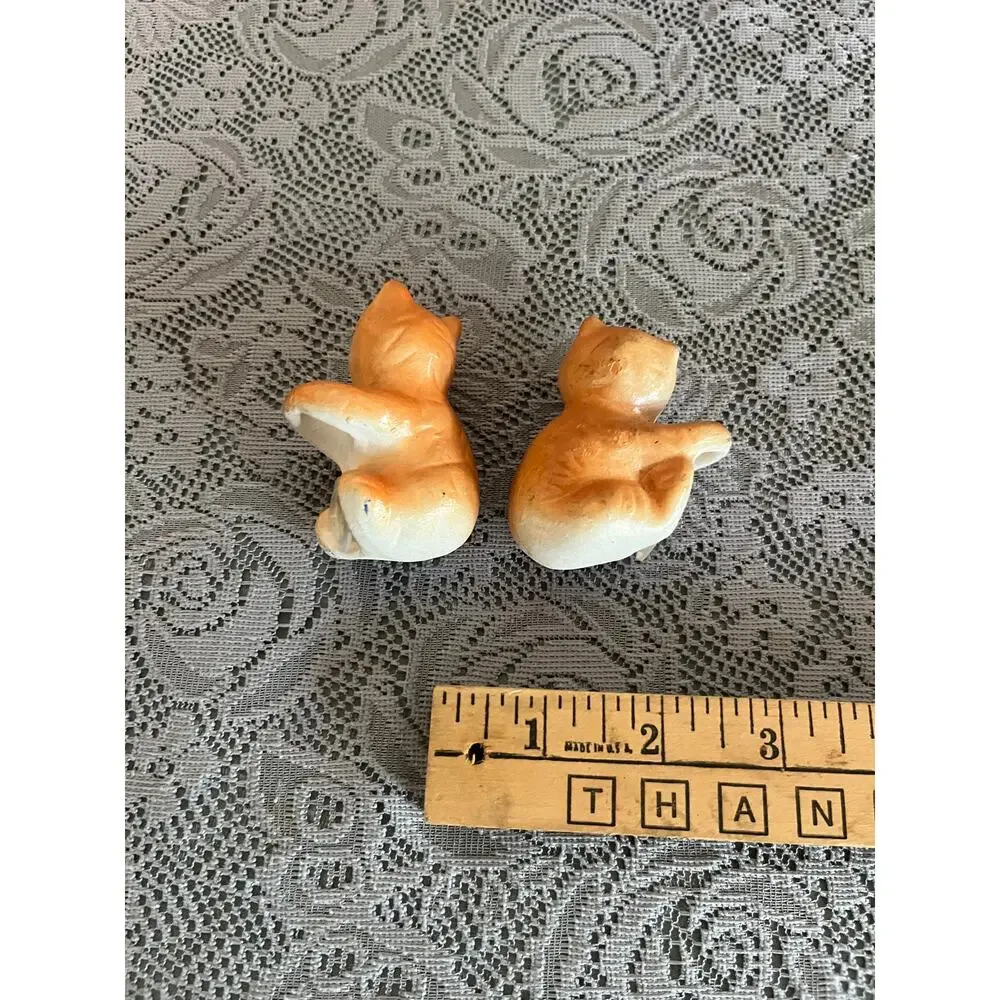 Vintage Ceramic Squirrel Salt and Pepper Shakers Pair Figural Novelty Woodland